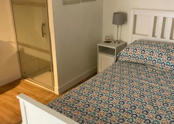 Quiet Double Ensuite Room, Own Entrance 3* Varen